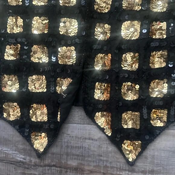 Vintage 1970s RARE 100% Silk Black and Gold Beaded and Sequined Size M Vest - Picture 3 of 10
